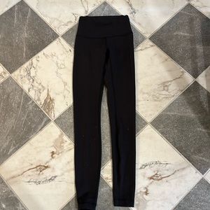 LULULEMON black Wunder Under mid-rise leggings 4